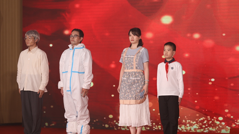 2-情景劇《為農(nóng)服務(wù)，一直在路上》_副本.jpg
